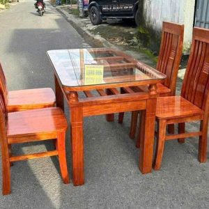 Bàn Ghế Gỗ 4 Chỗ Ngồi