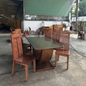 Bàn Ăn Gỗ Nguyên Khối